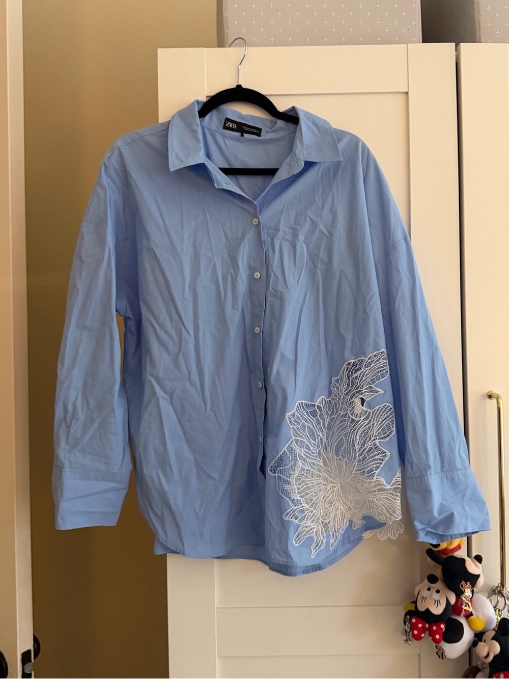 Zara Blue Shirt With White Floral Embroidery - Size XL - Worn Once